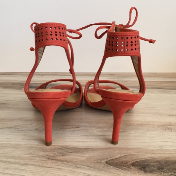 🍑NEW VINCE CAMUTO coral leather heels, size 10 - Picture 4 of 7